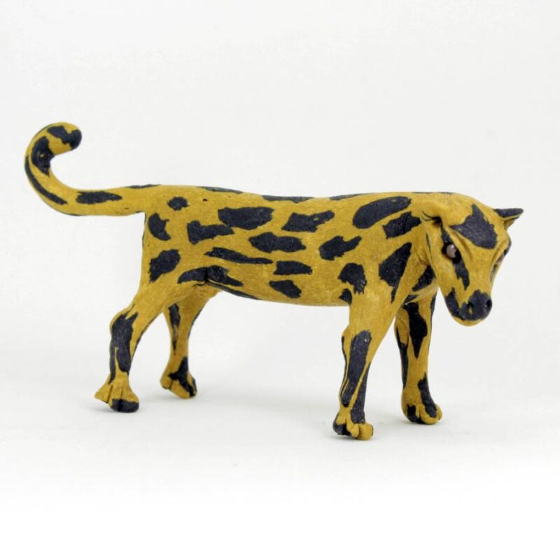 jaguar-gemaakt-van-balata-1-1.jpg