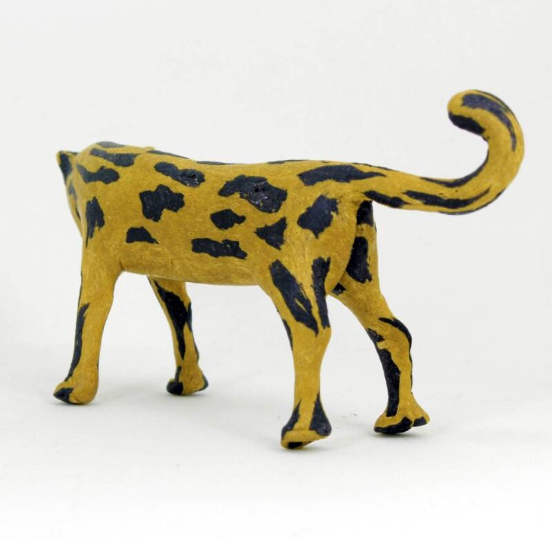 jaguar-gemaakt-van-balata-2.jpg